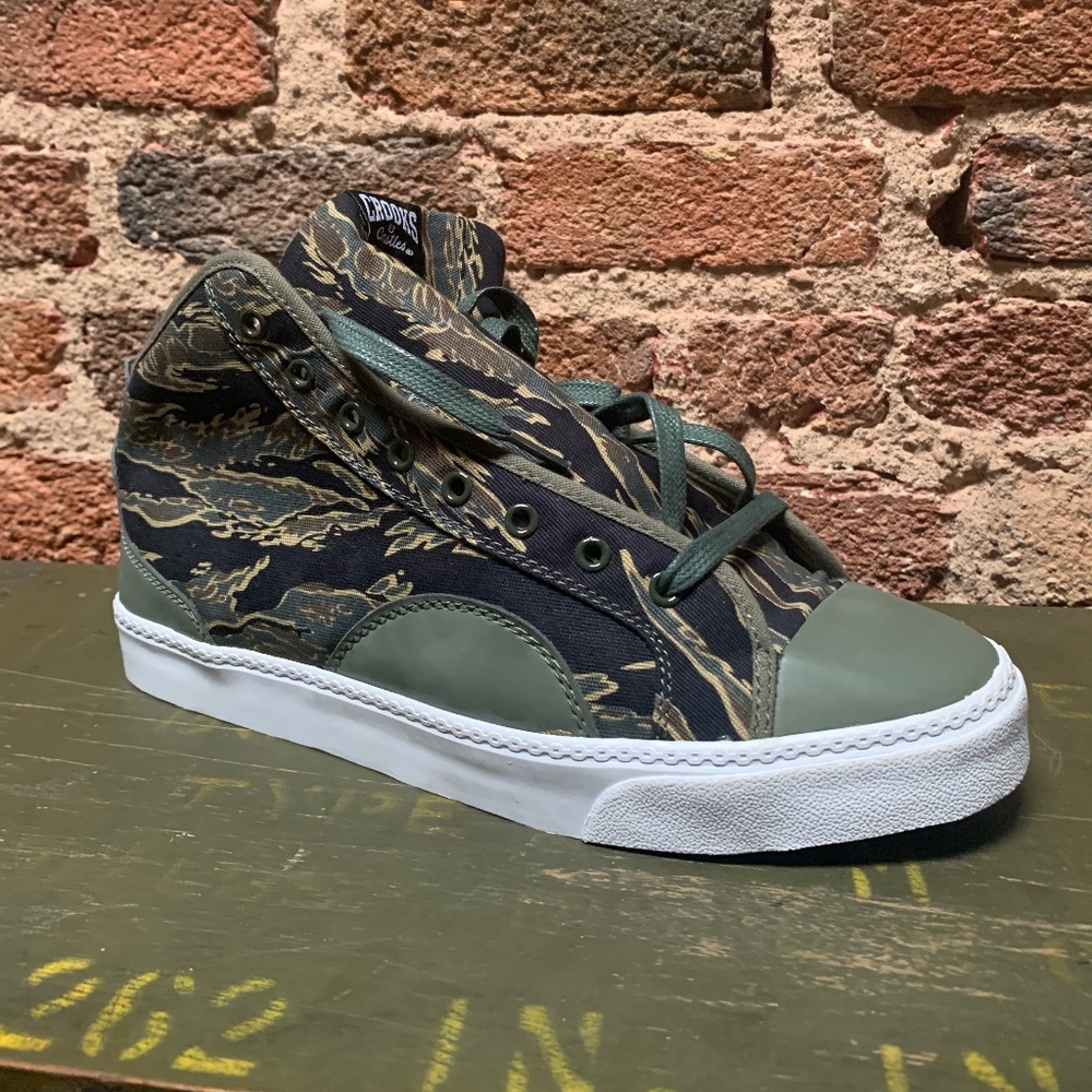Crooks and castle Taylor shoes 10.5 olive tiger camo